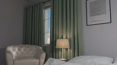 Naozaj pomáhajú husté závesy udržiavať v dome chlad?